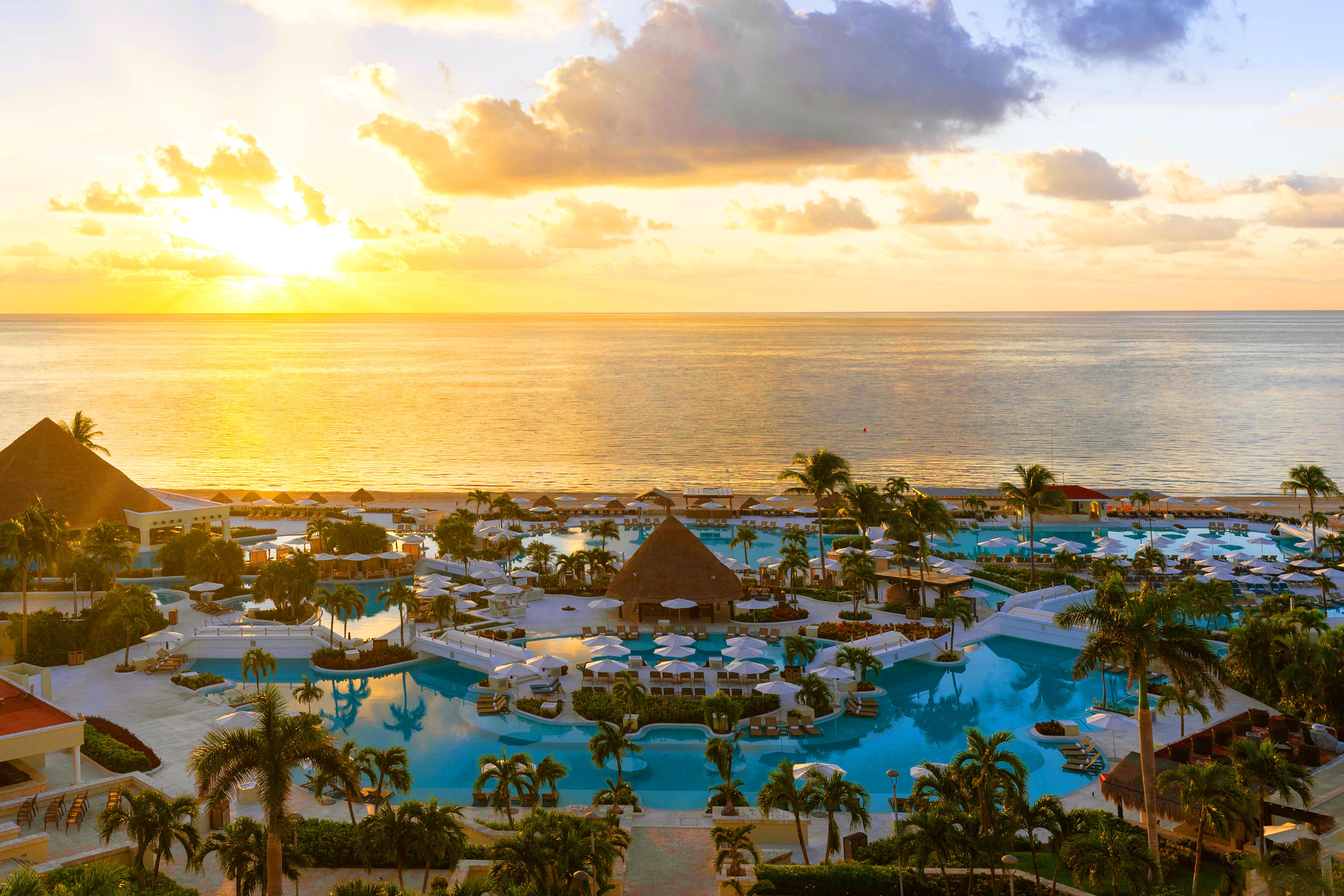 Resort Moon Palace Cancun 5*